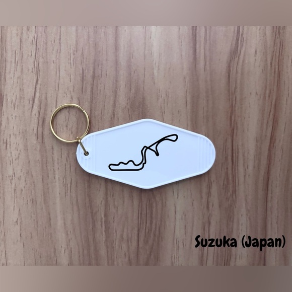 F1 Customizable Track Keychain - Picture 5 of 7